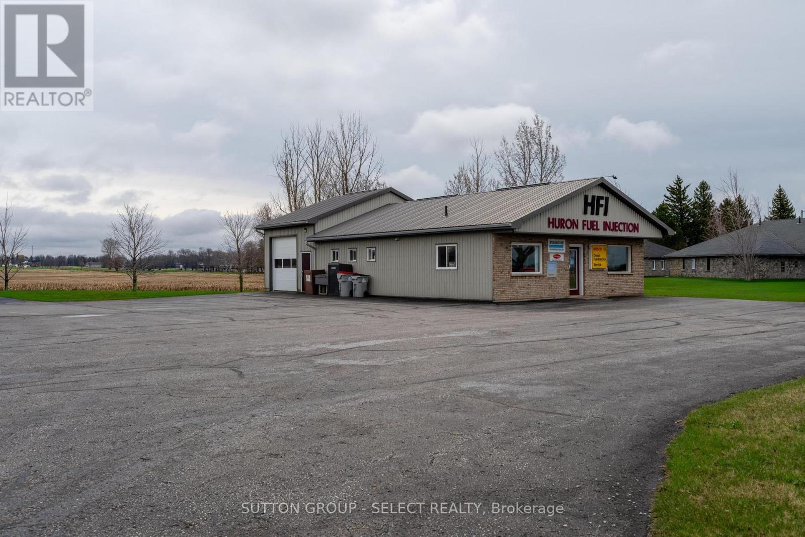 77242 London Road Property Photo 14