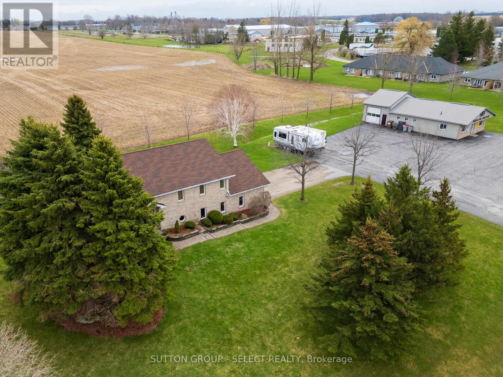 77242 London Road Property Photo 15