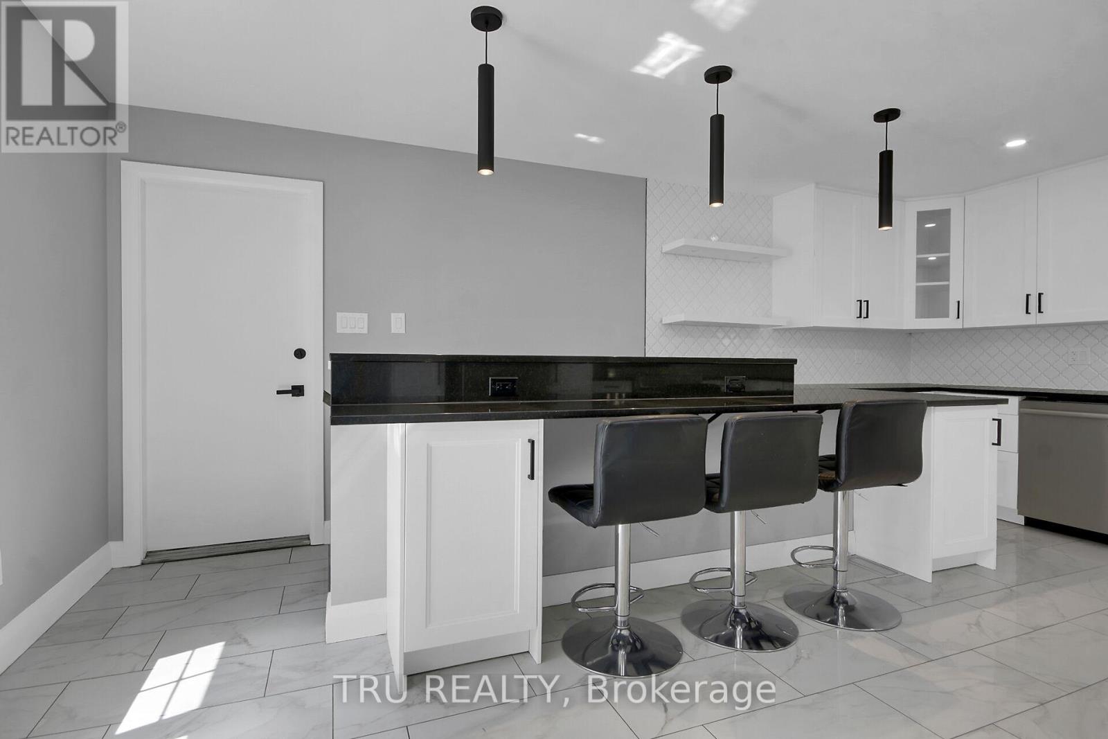 7038 Shields Drive Property Photo 14