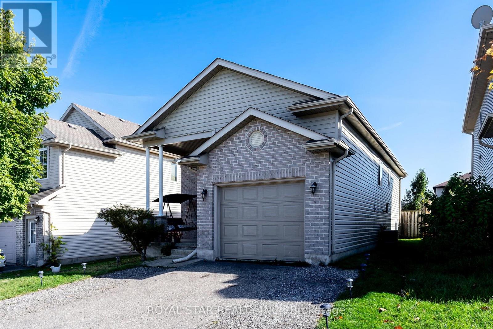 3 Kerr Crescent Property Photo 6