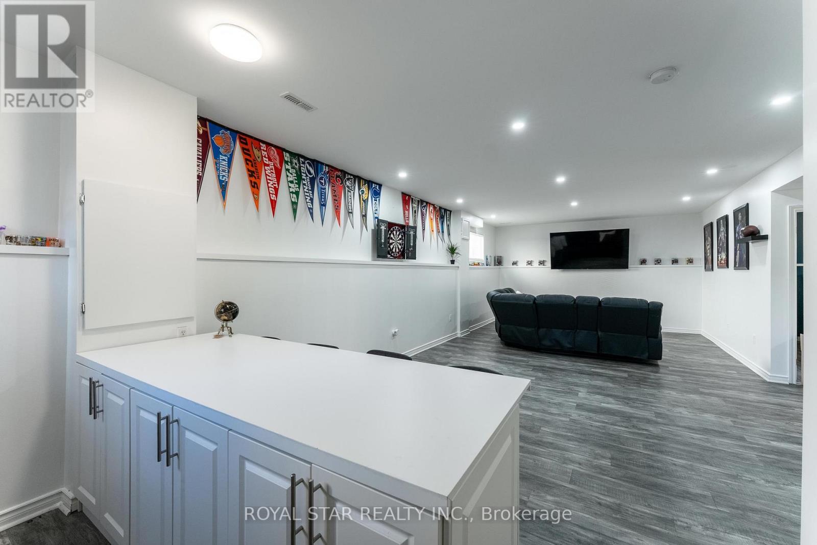 3 Kerr Crescent Property Photo 35