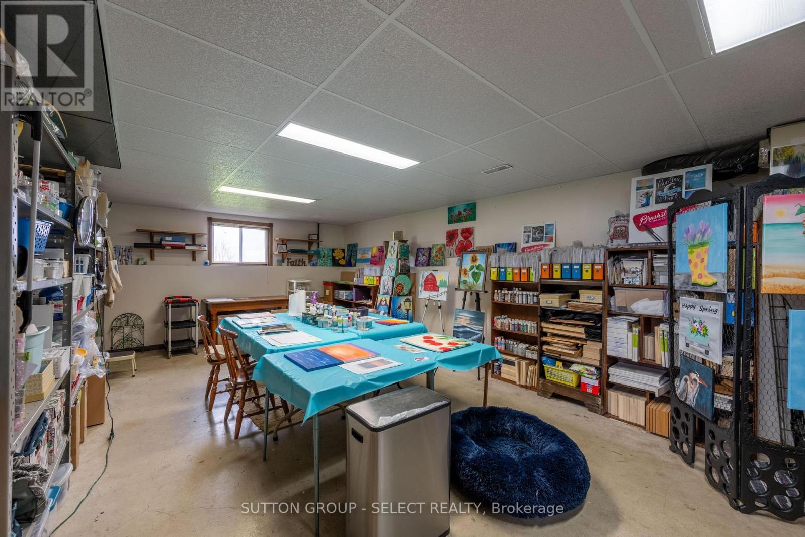 77242 London Road Property Photo 22