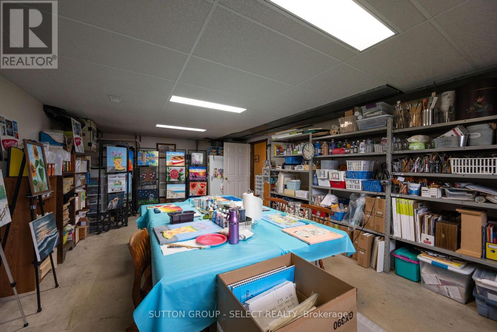 77242 London Road Property Photo 23