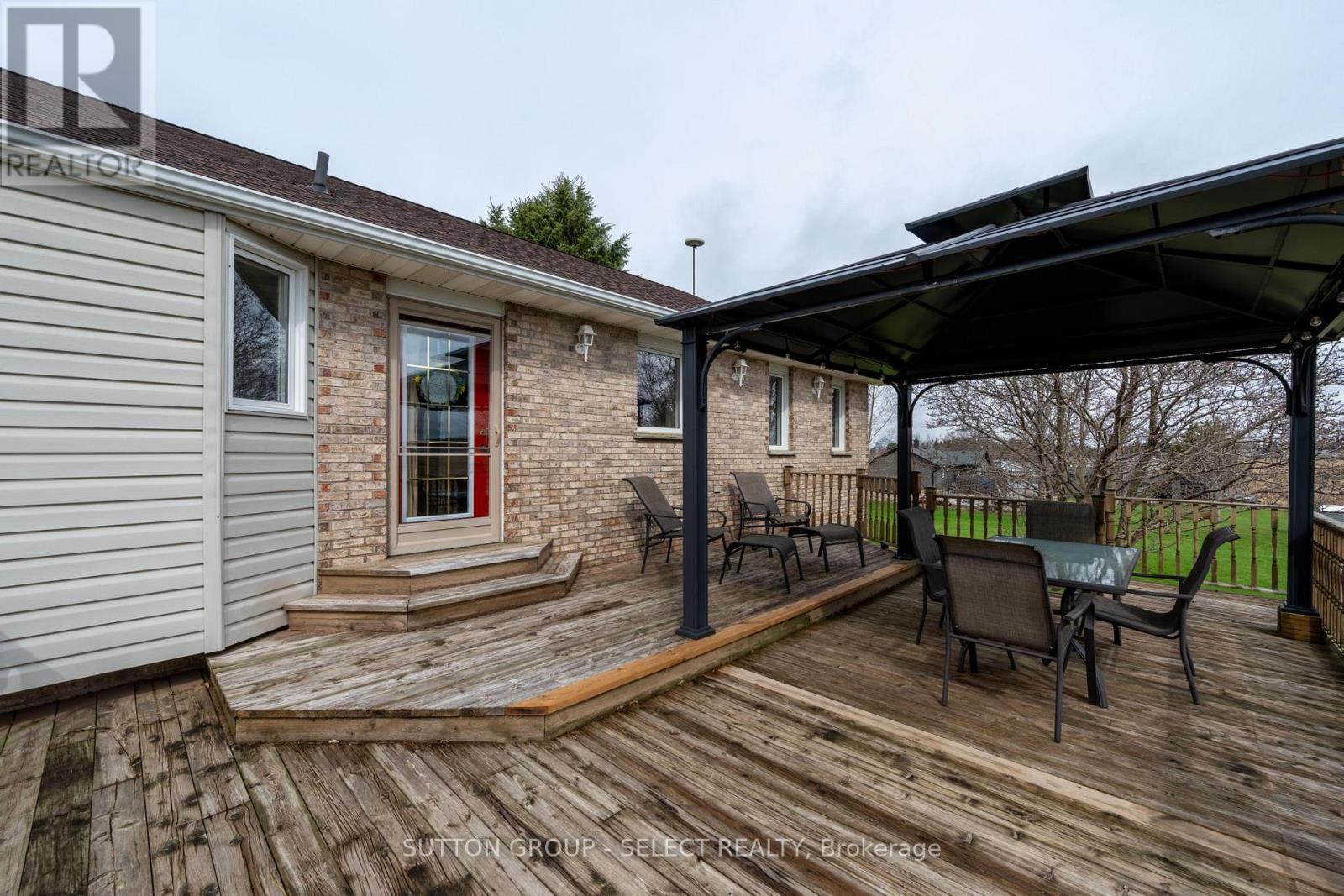 77242 London Road Property Photo 41