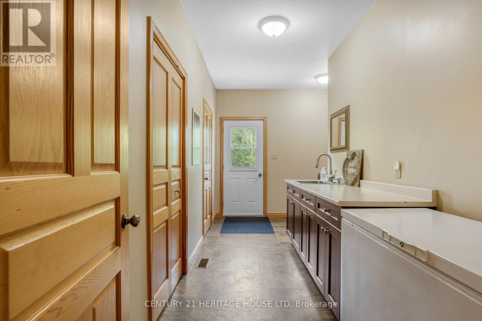 6605 Highway 523 Highway Property Photo 24