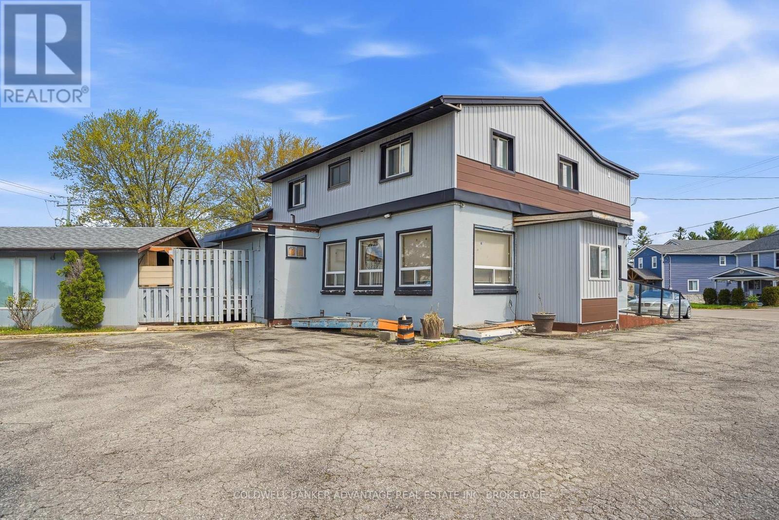 13330 Lundy's Lane Property Photo 3