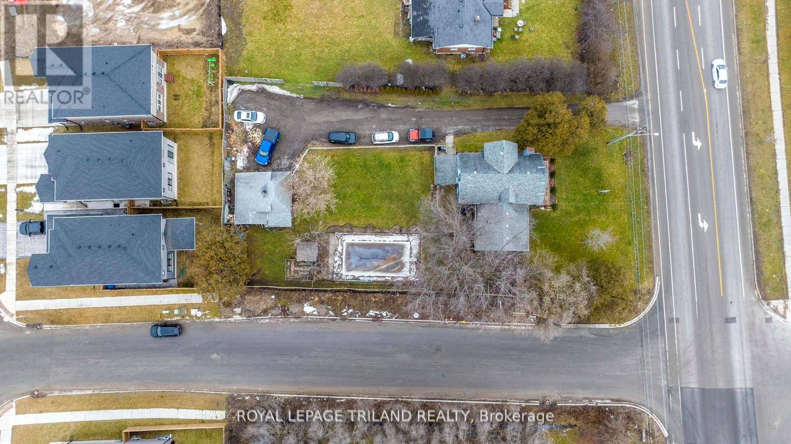 3077 White Oak Road Property Photo 2