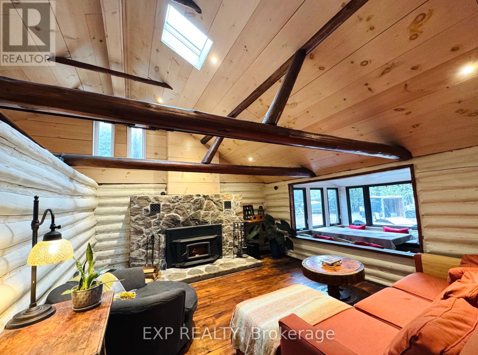246 Sunset Drive Property Photo 8