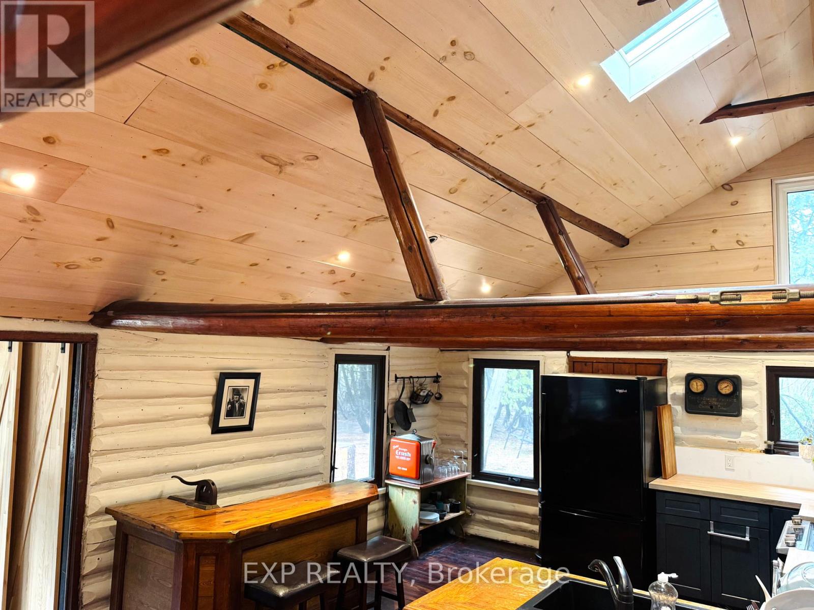 246 Sunset Drive Property Photo 10
