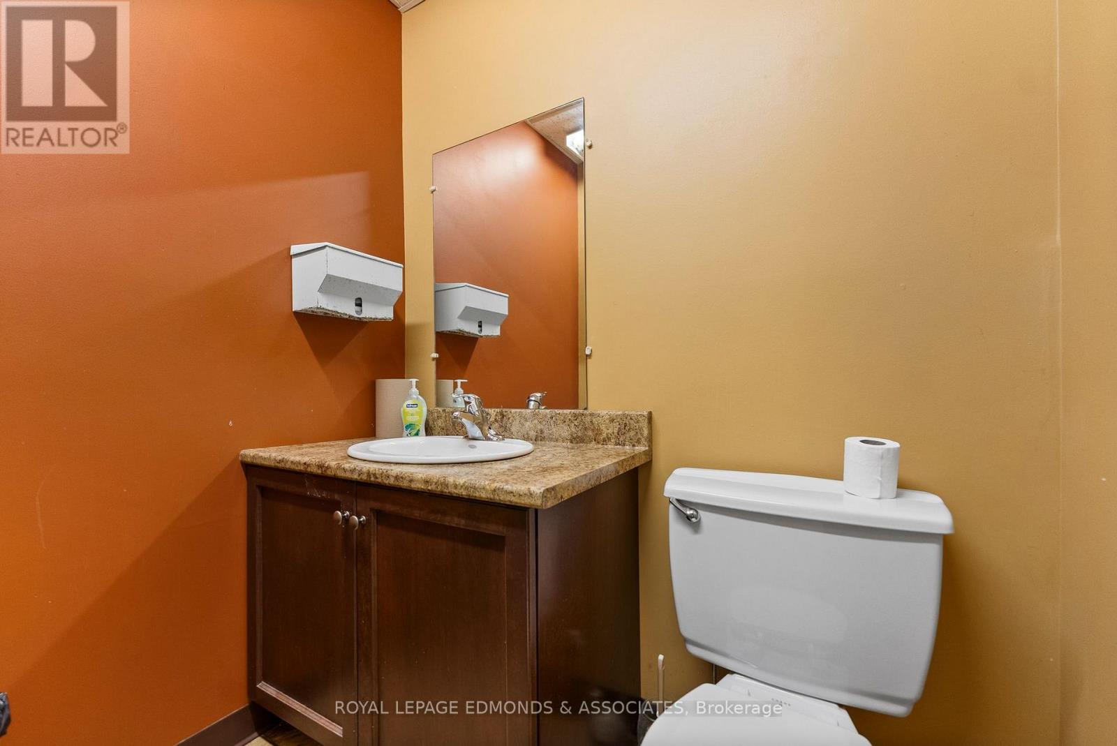 270 Lake Street #a,b Property Photo 16