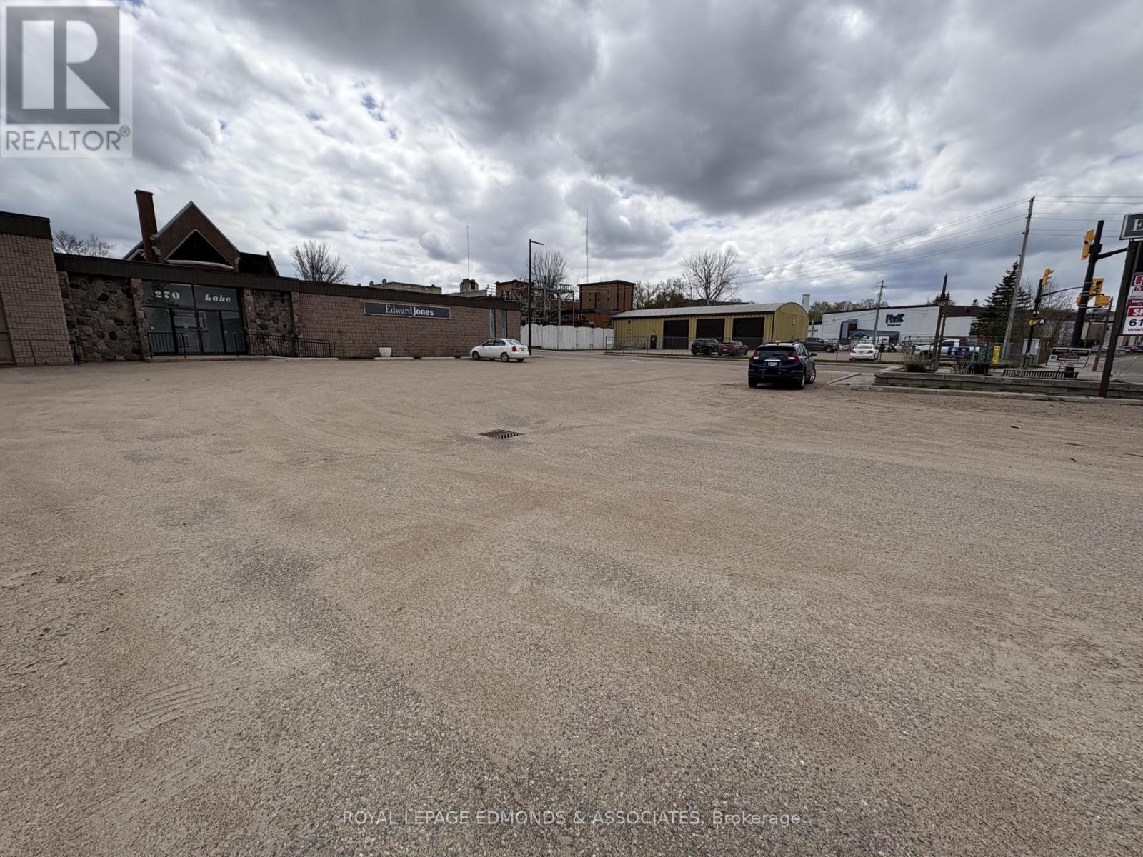270 Lake Street #a,b Property Photo 31
