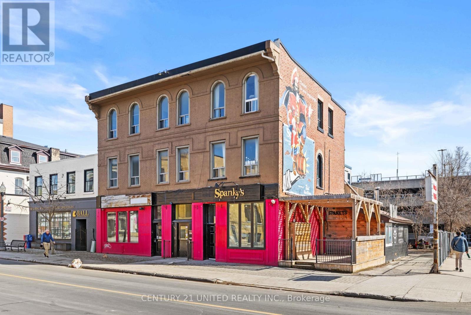197 HUNTER STREET W