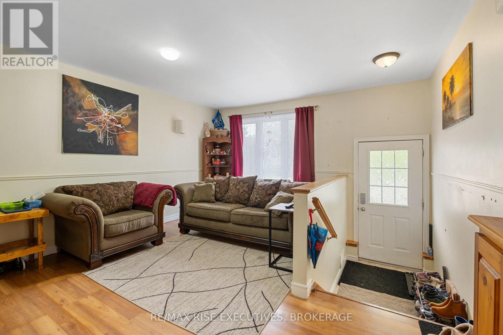 353 Charles Street Property Photo 13