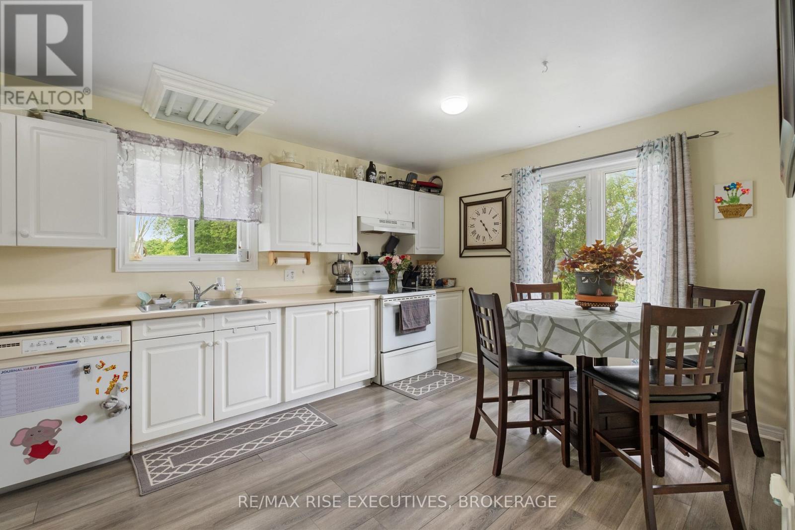 353 Charles Street Property Photo 15