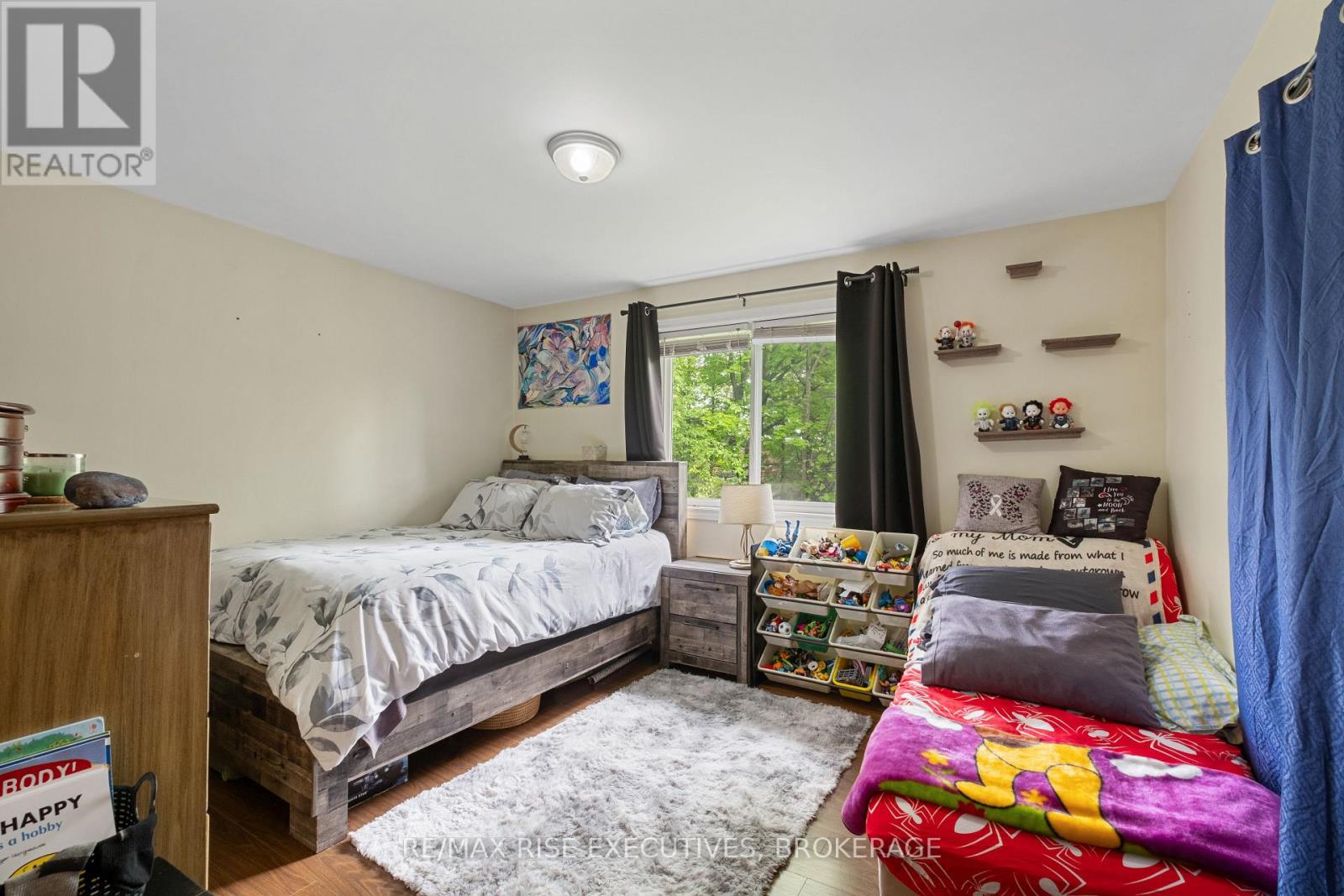 353 Charles Street Property Photo 20