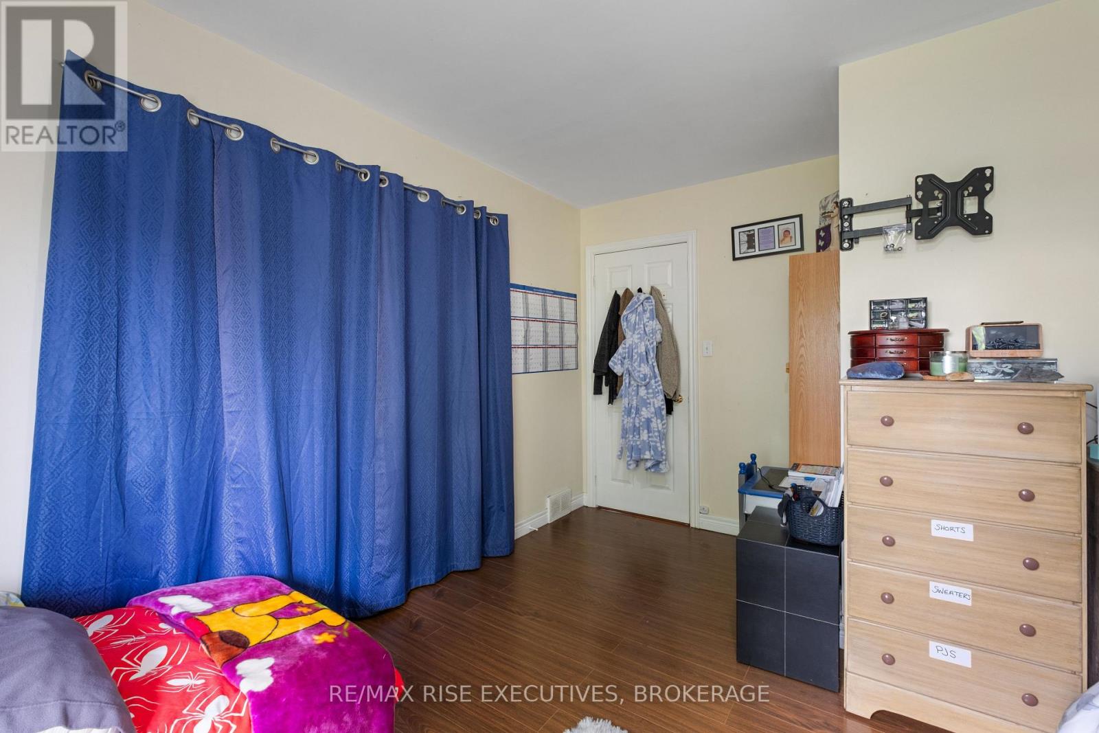 353 Charles Street Property Photo 21