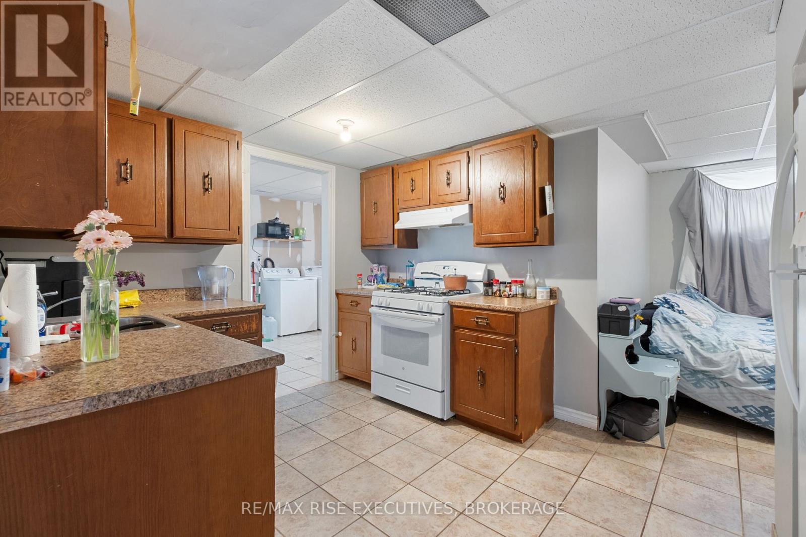 353 Charles Street Property Photo 29