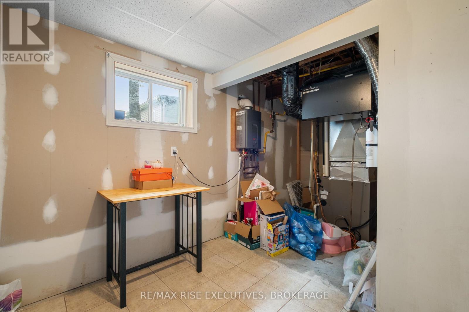 353 Charles Street Property Photo 32