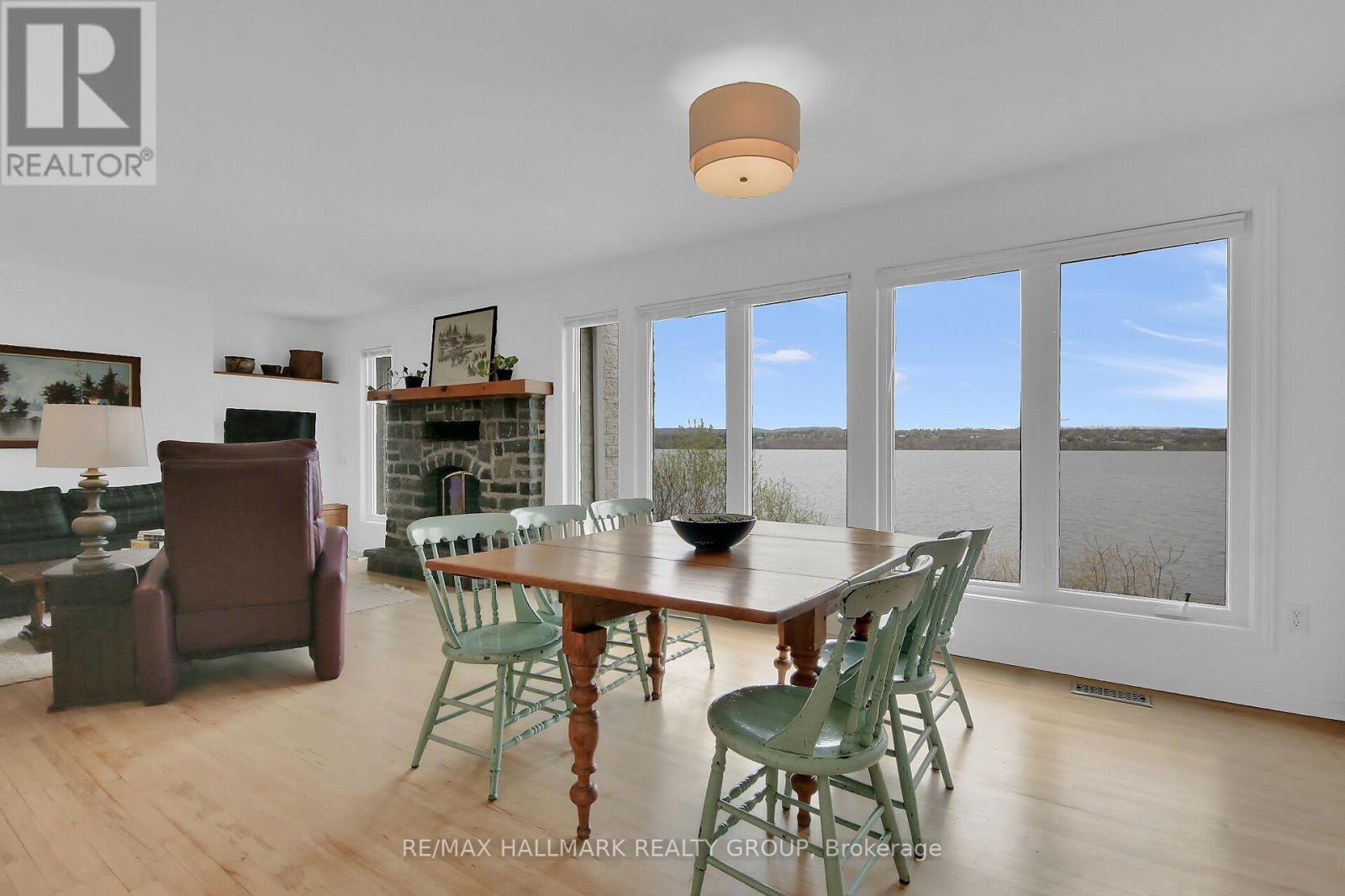 350 Berry Side Road Property Photo 13