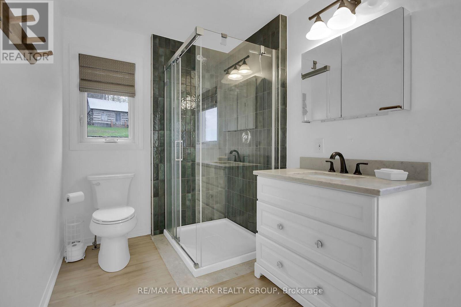 350 Berry Side Road Property Photo 14