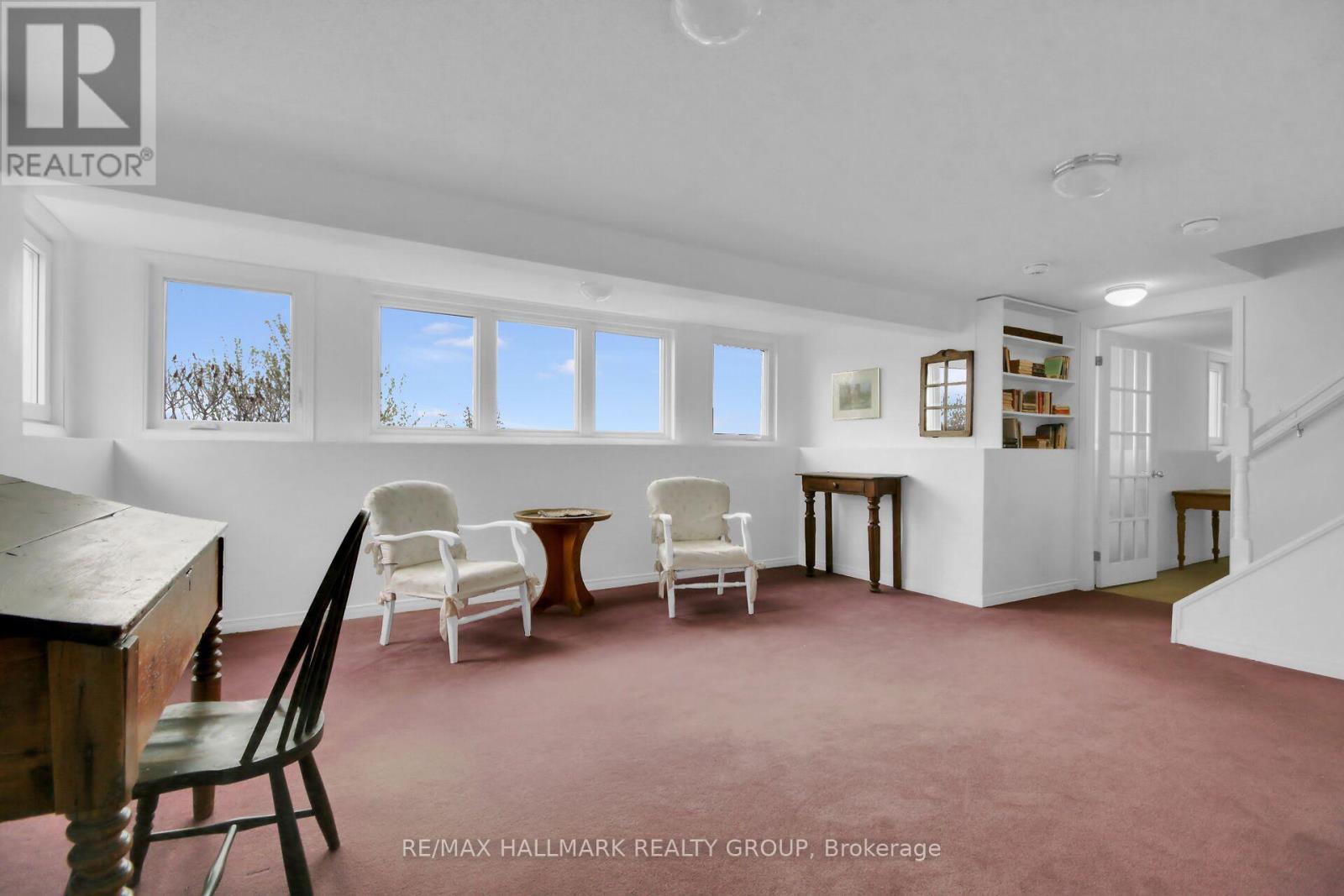 350 Berry Side Road Property Photo 18