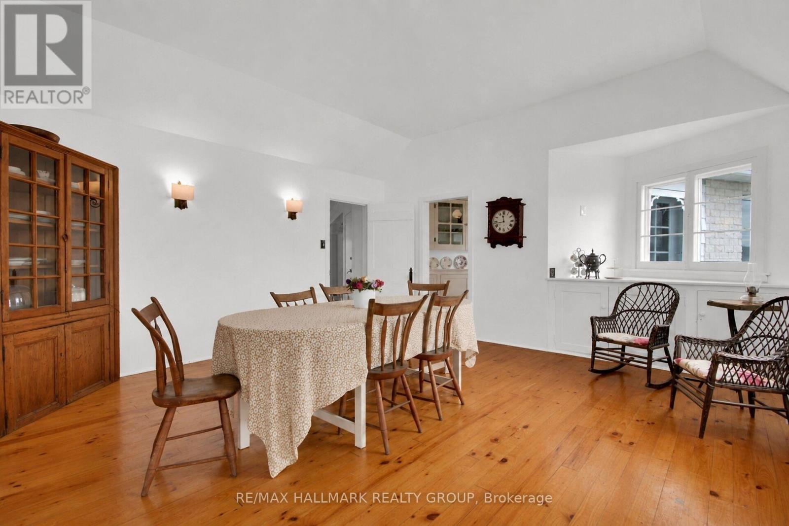 350 Berry Side Road Property Photo 23