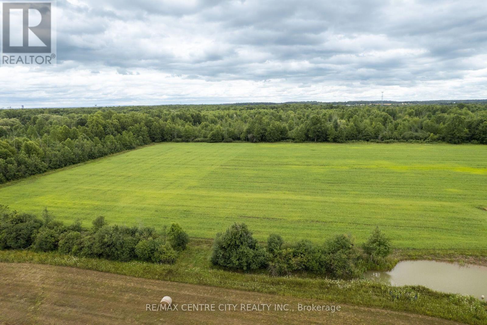 2301 Townline Road Property Photo 4