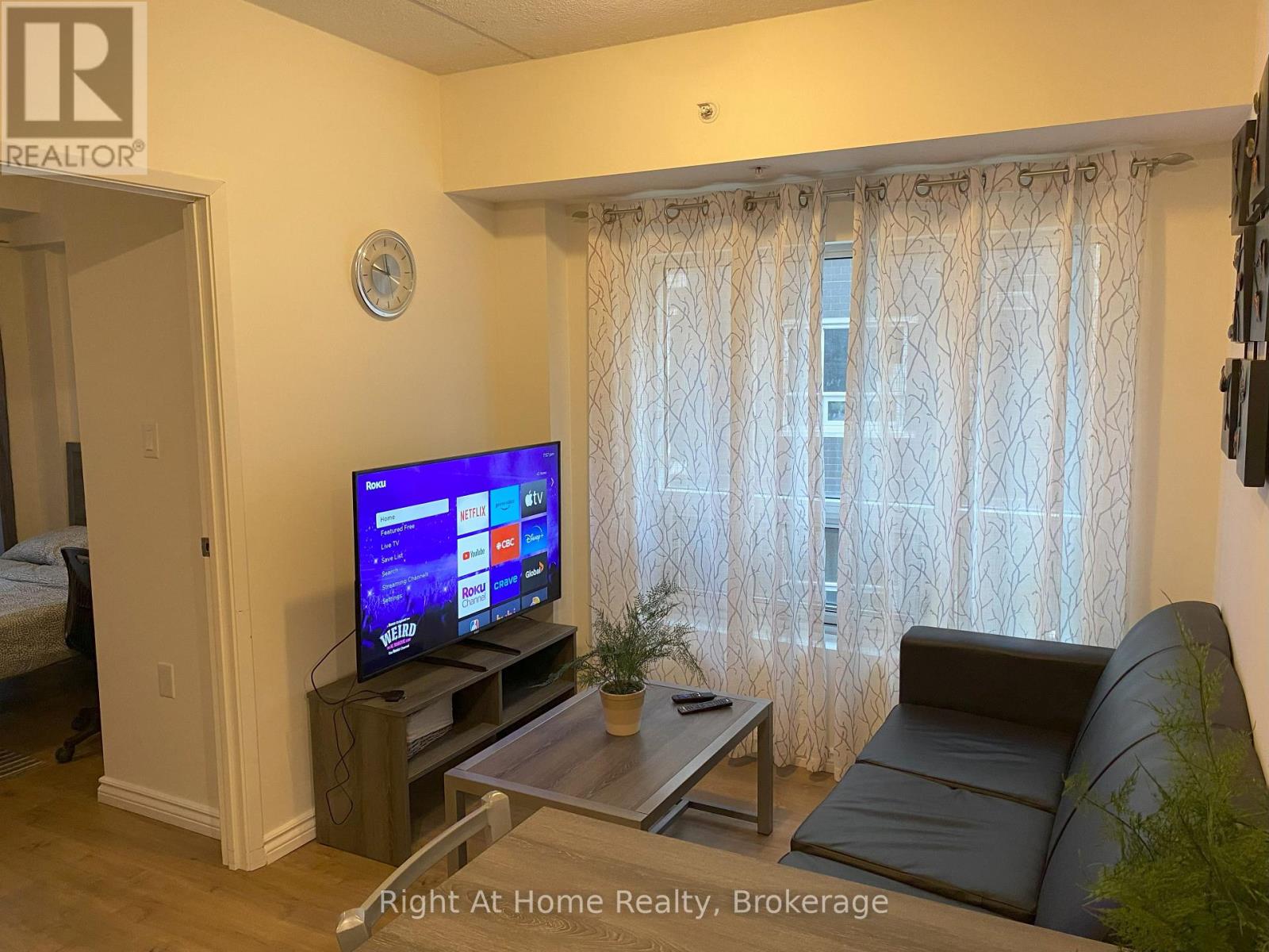 G204 - 275 LARCH STREET Property Photo 1
