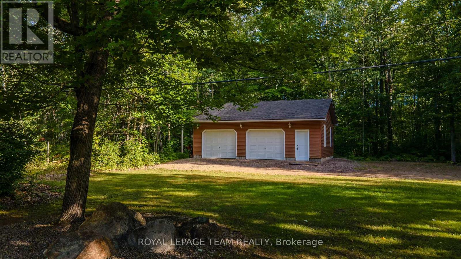 112 Golfers Lane Property Photo 5