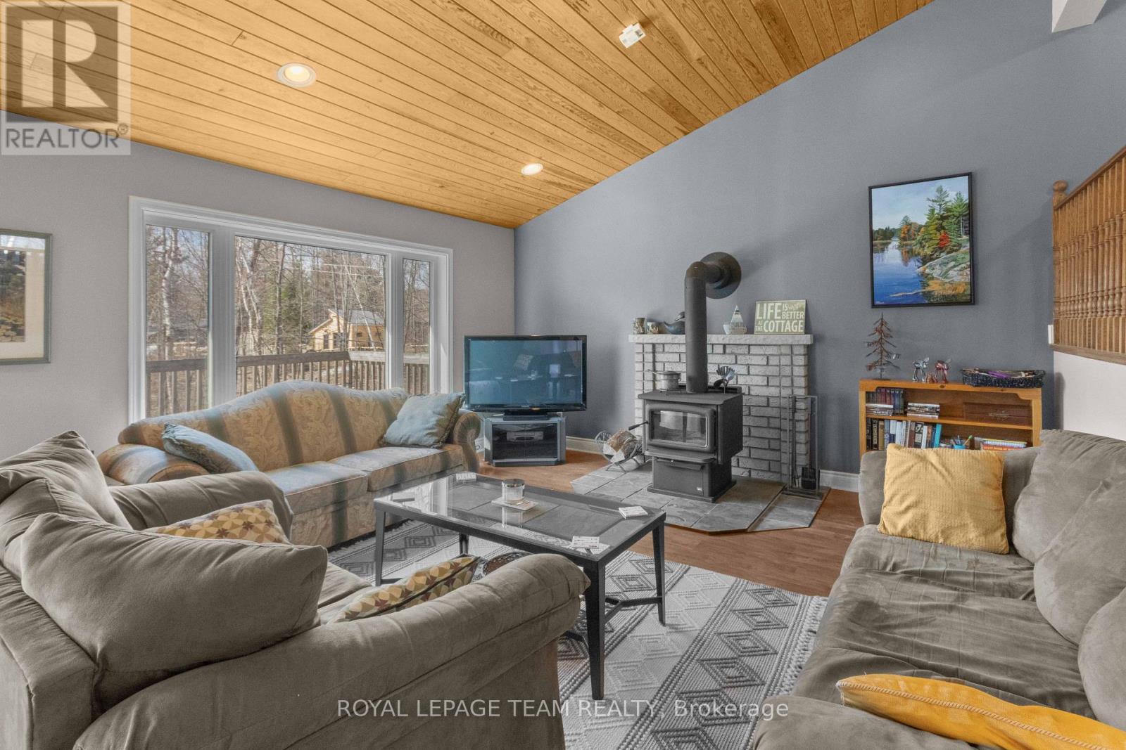 112 Golfers Lane Property Photo 12