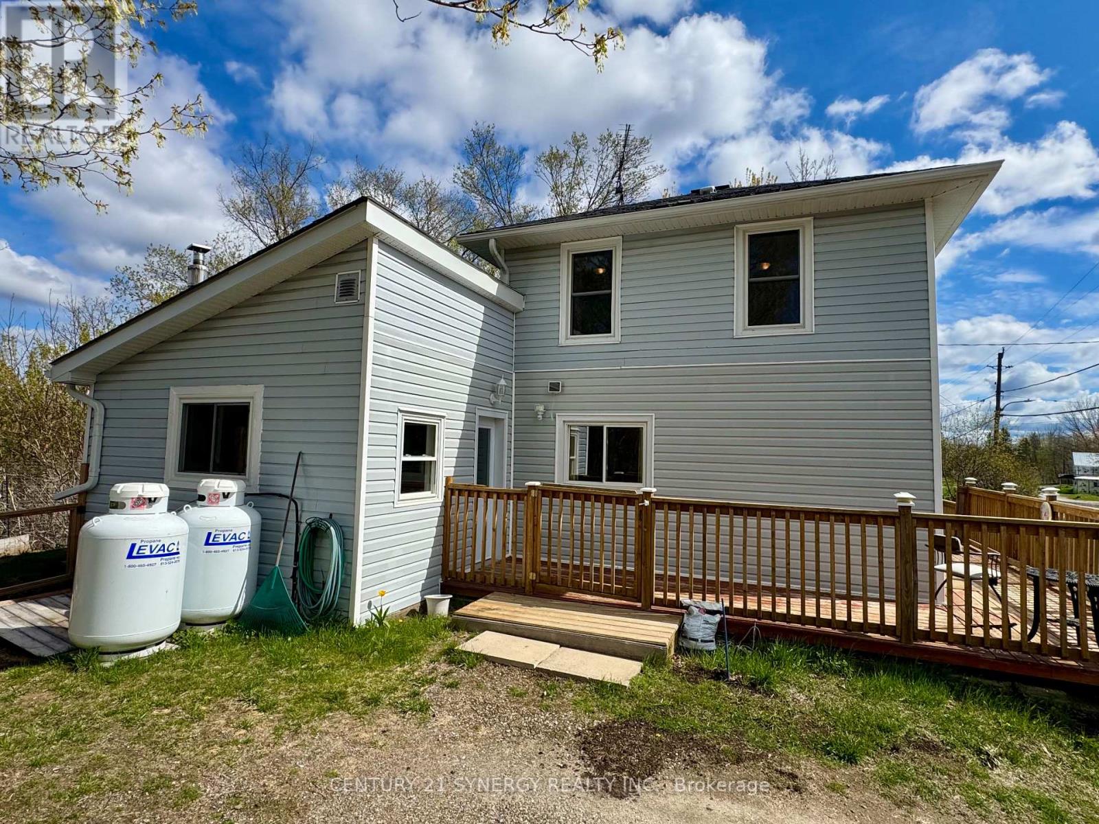 11537 County Road 38 Road Property Photo 2