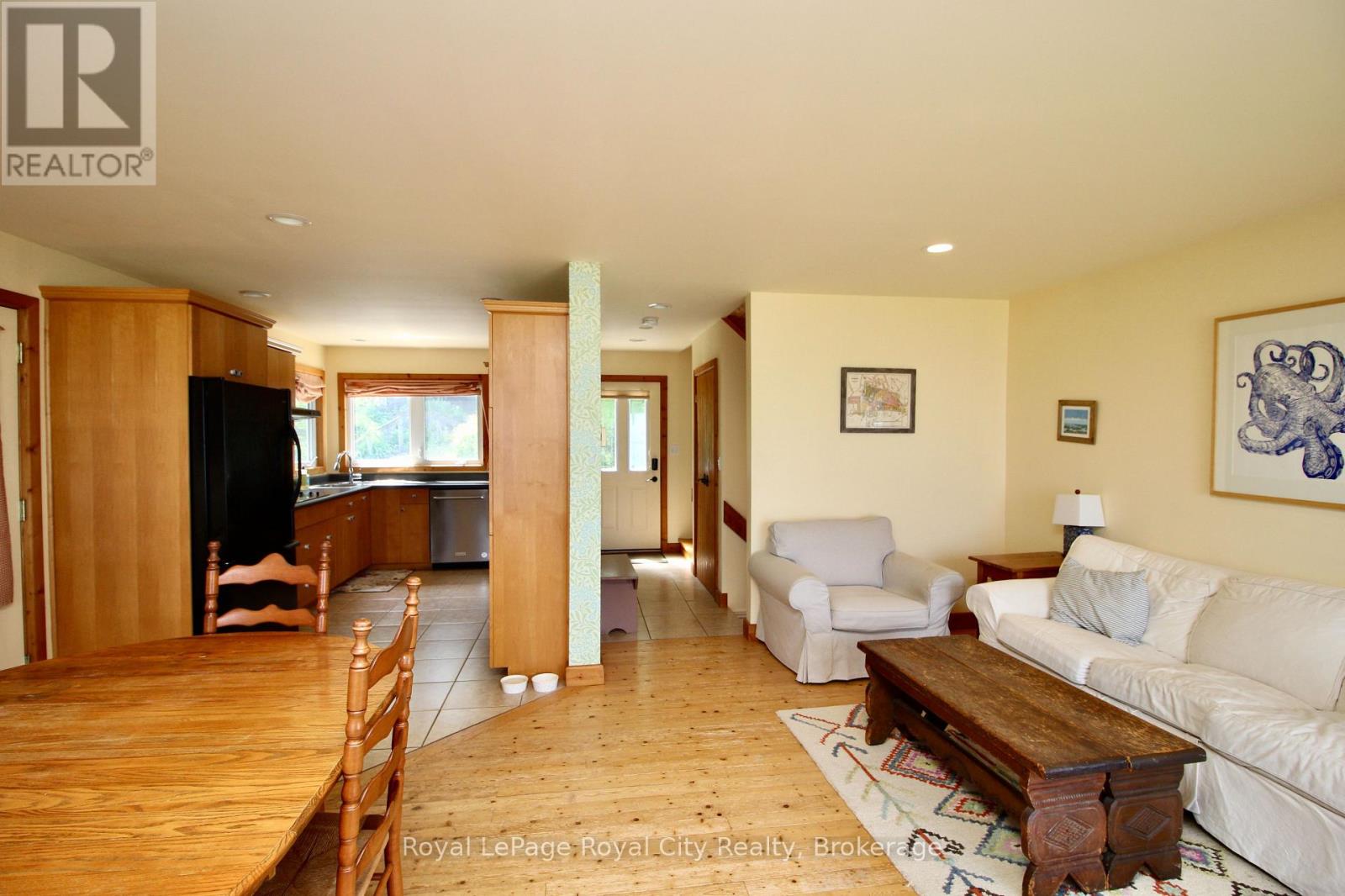 14 Dock Lane Property Photo 15