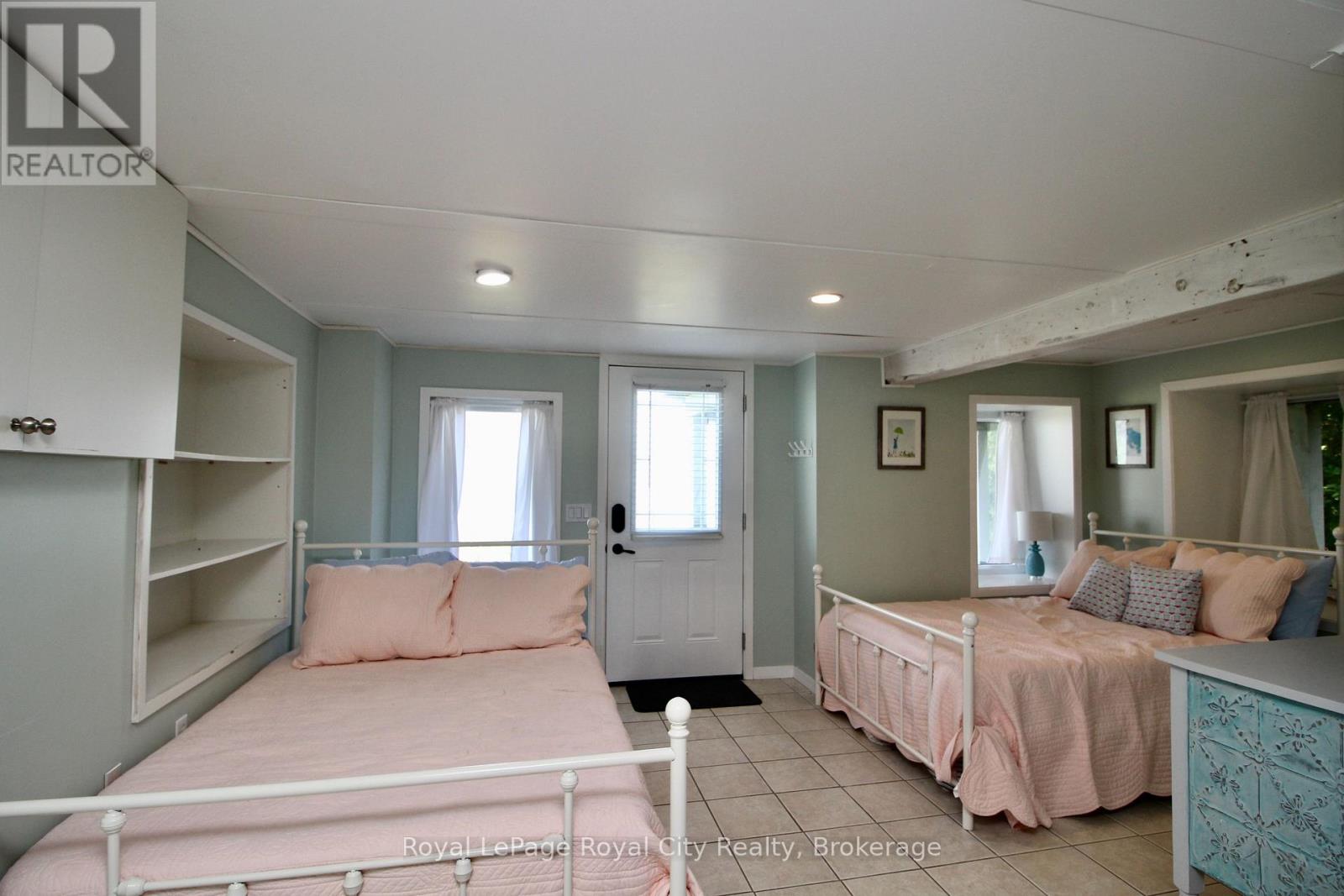 14 Dock Lane Property Photo 29