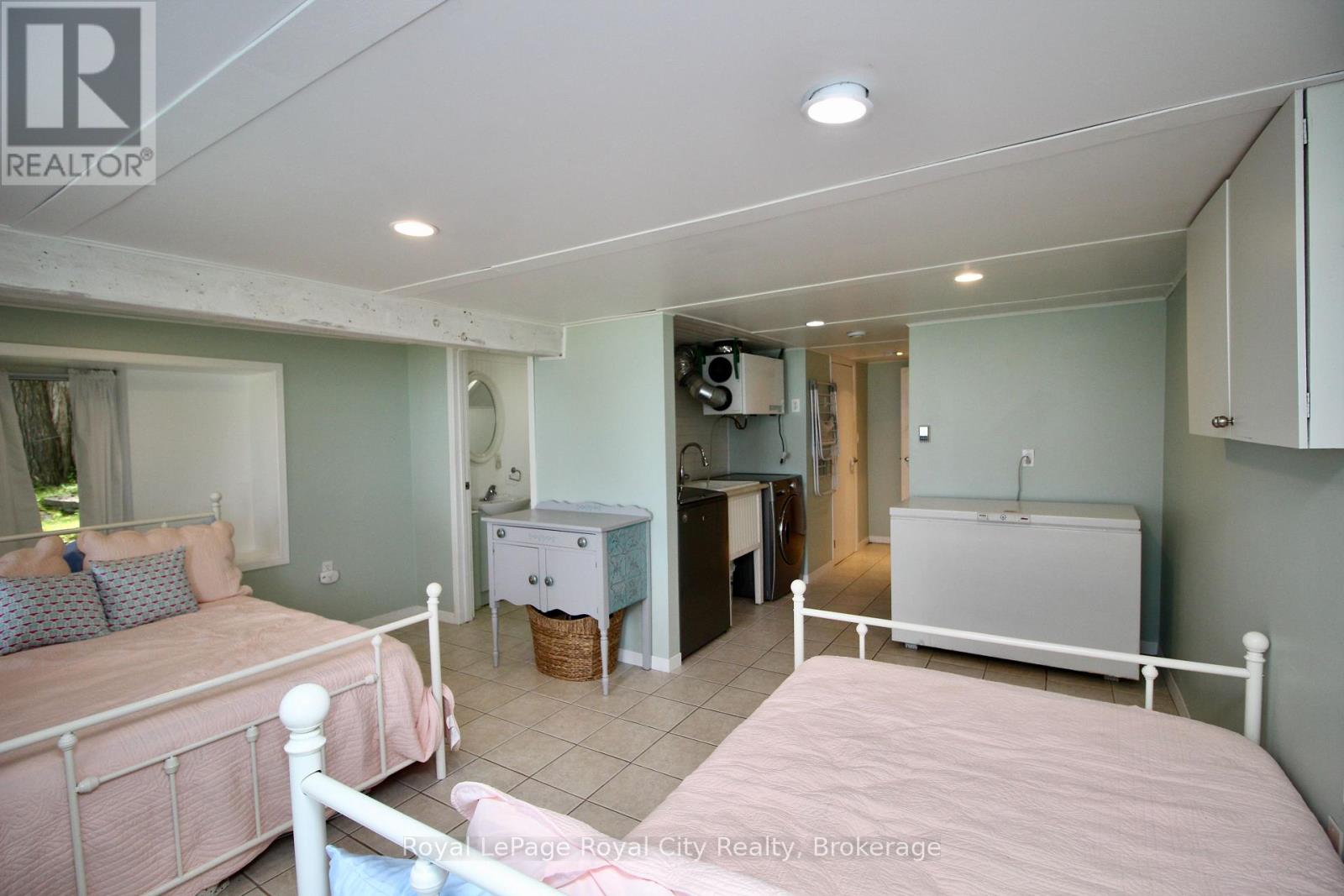 14 Dock Lane Property Photo 30