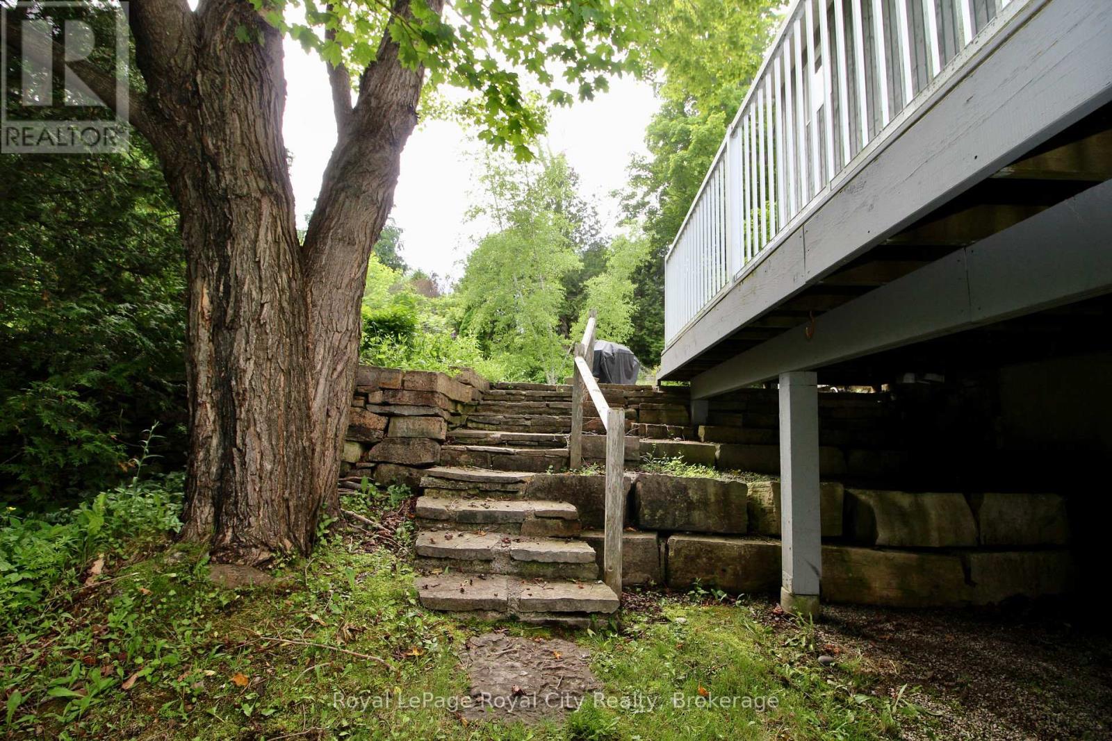 14 Dock Lane Property Photo 40