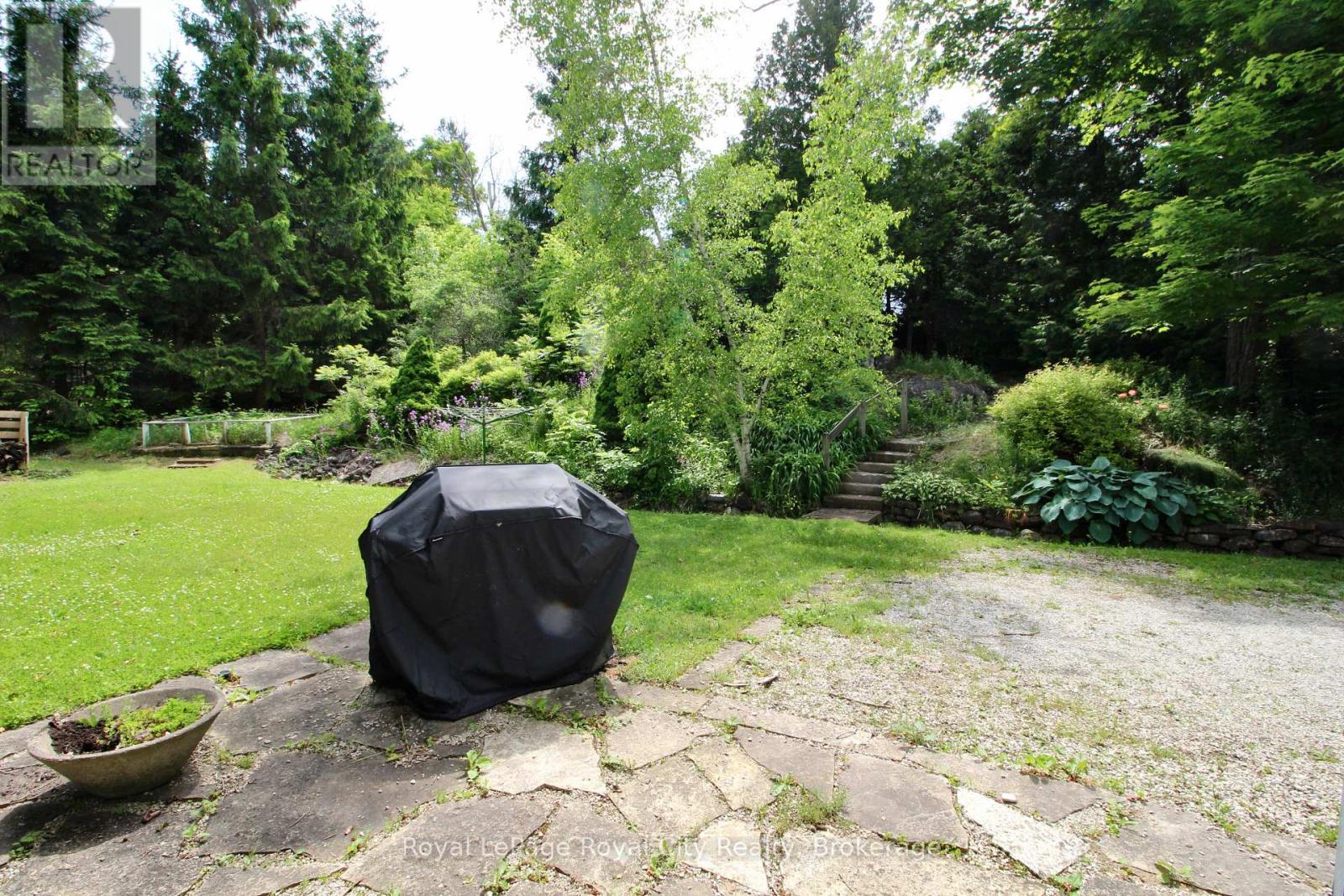 14 Dock Lane Property Photo 43