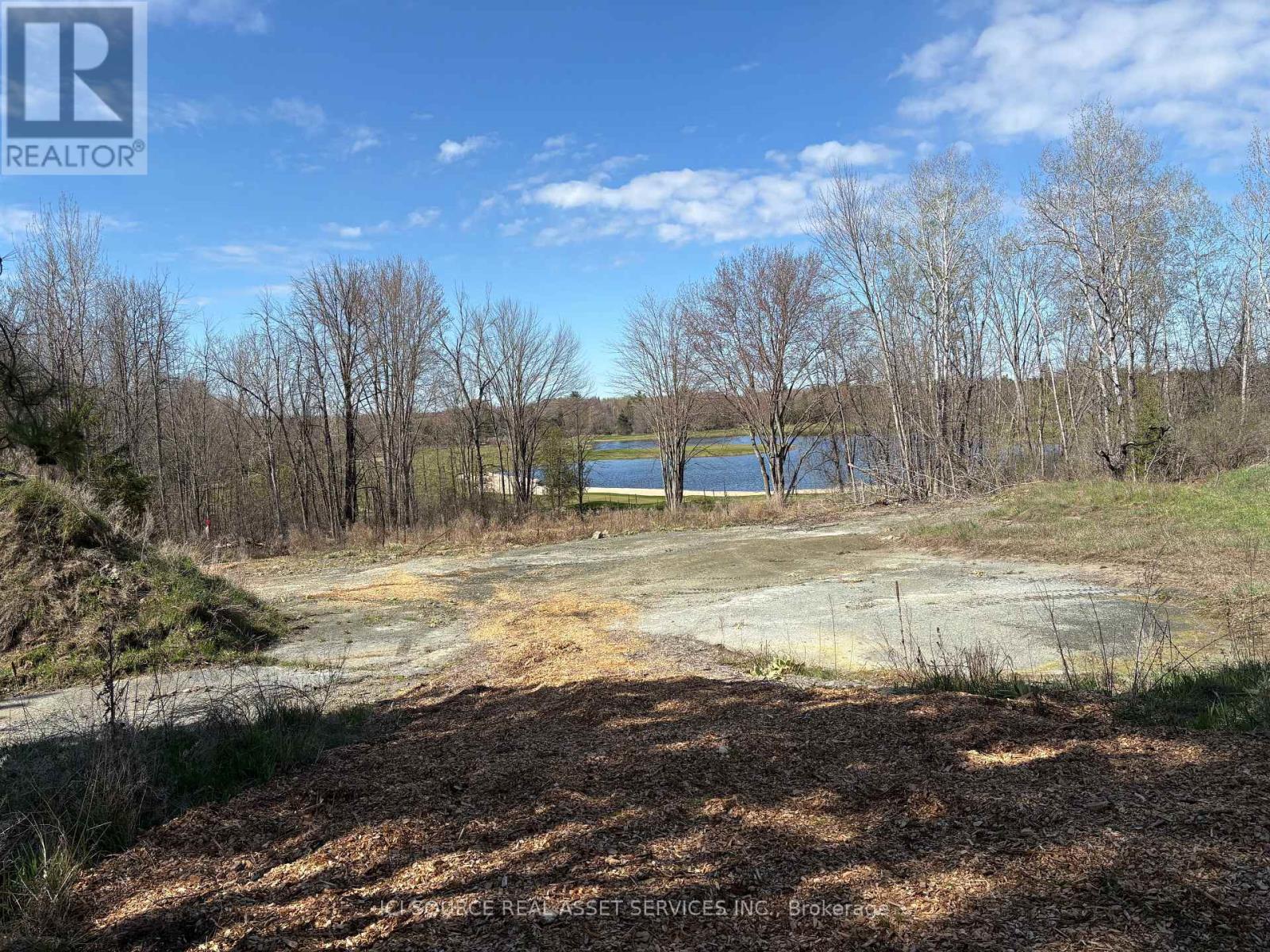 133 Pine Valley Court Property Photo 2