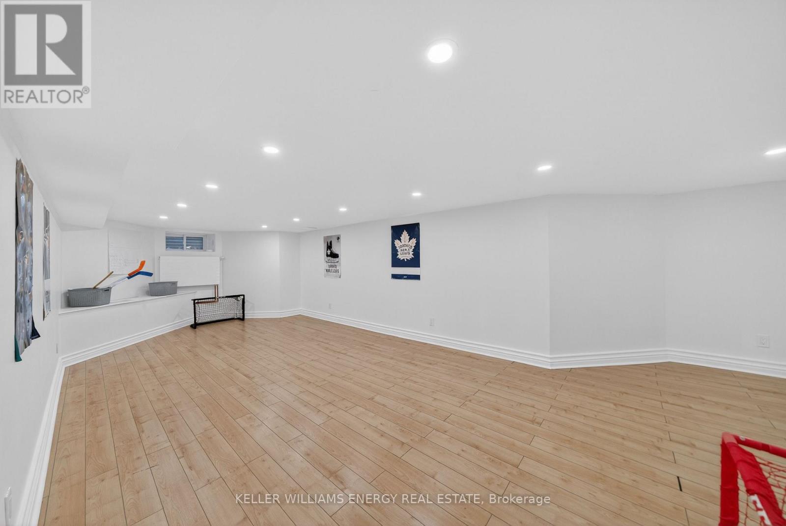 4 Pine Street Property Photo 45
