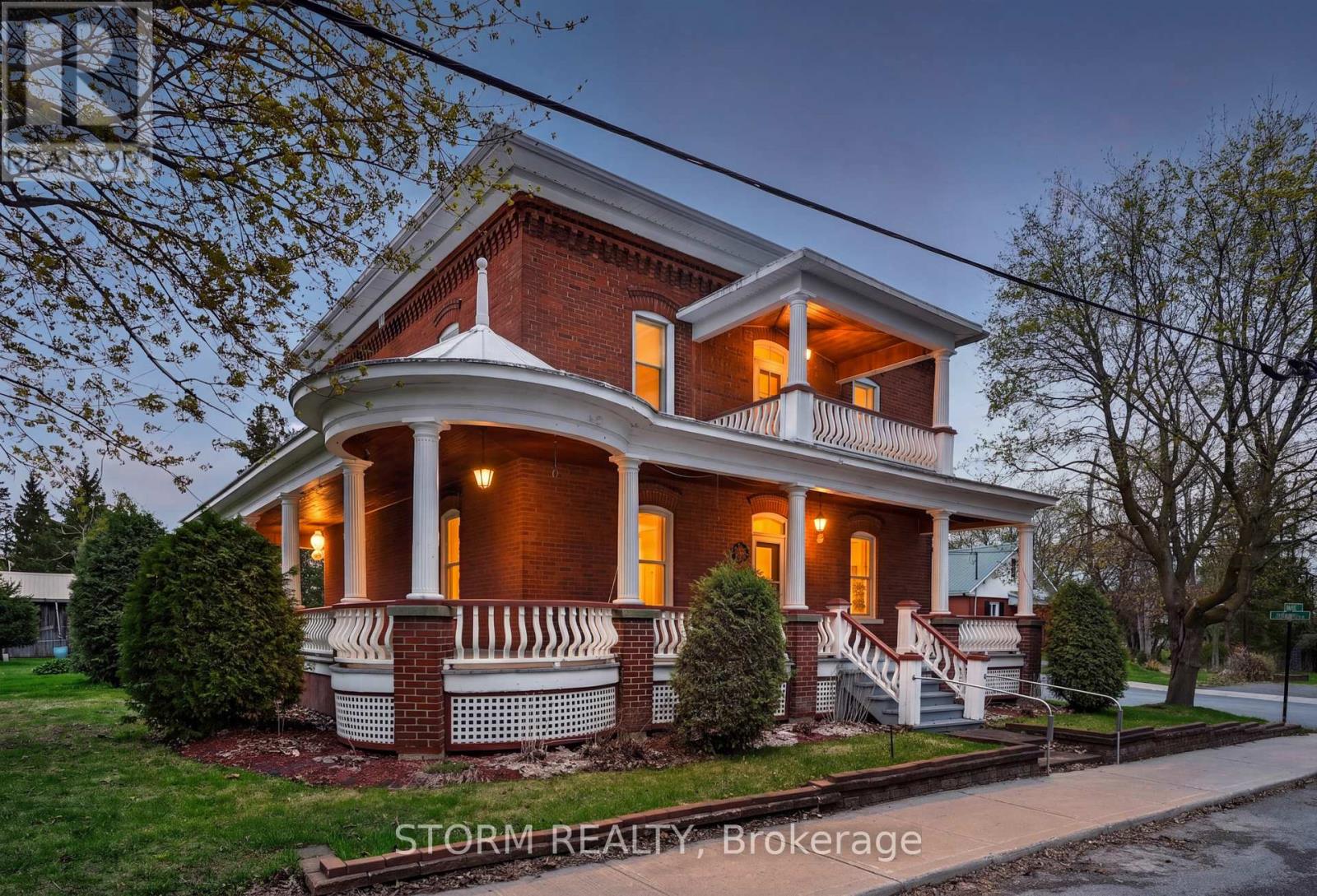 8 Church Street Property Photo 1