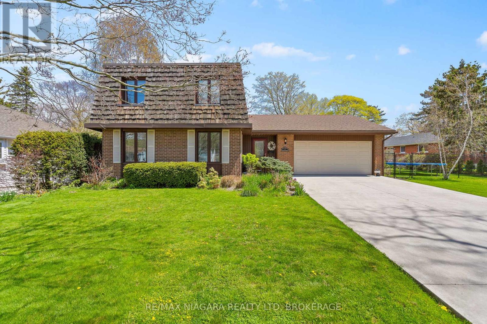 17 Walnut Street Property Photo 1