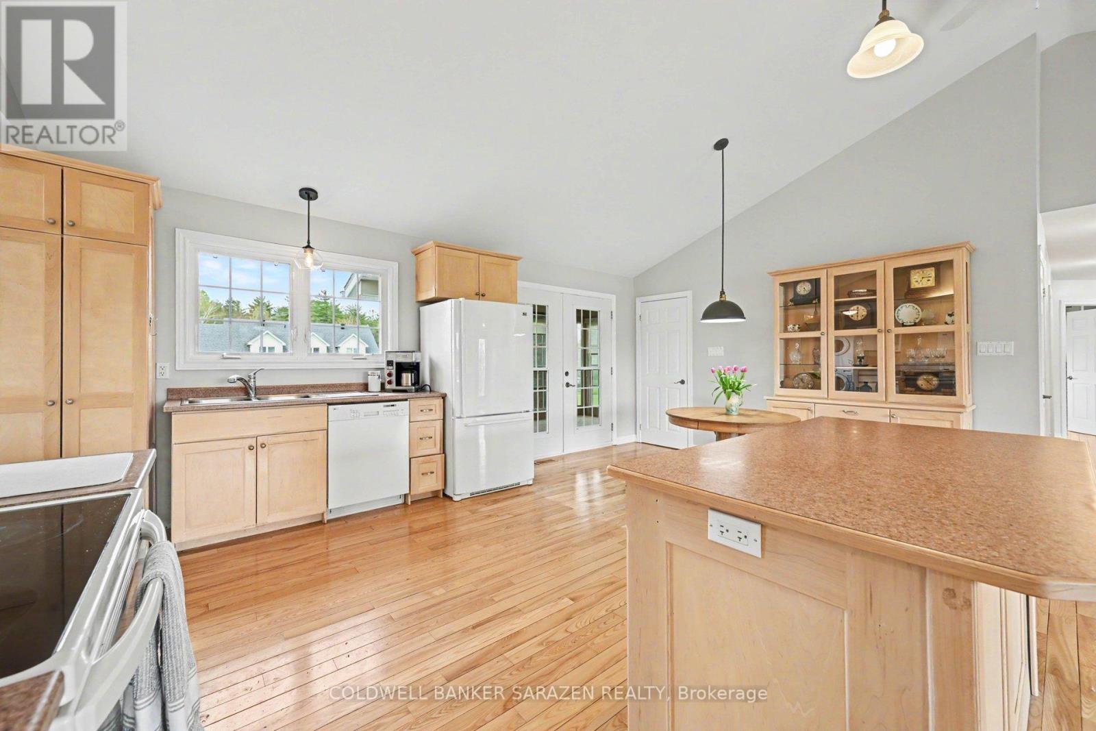 162 Erindale Avenue Property Photo 14