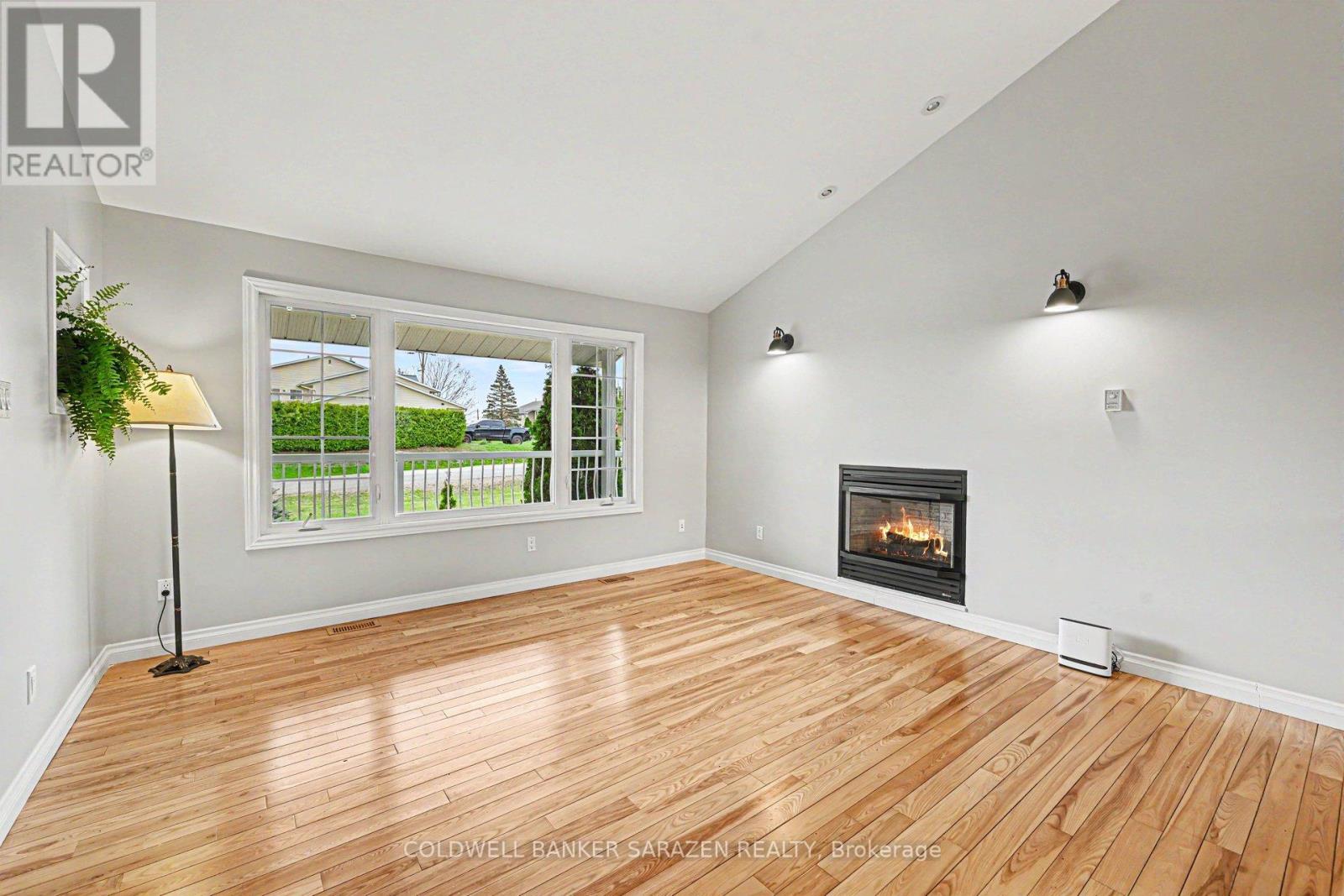 162 Erindale Avenue Property Photo 15
