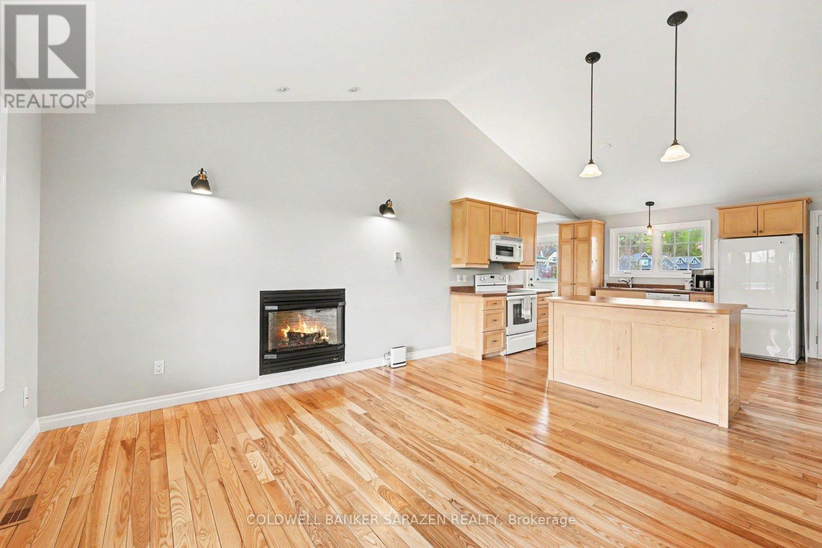 162 Erindale Avenue Property Photo 17