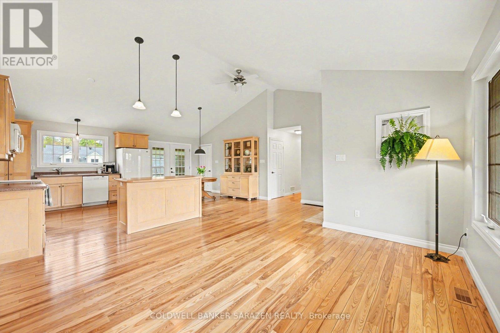 162 Erindale Avenue Property Photo 18