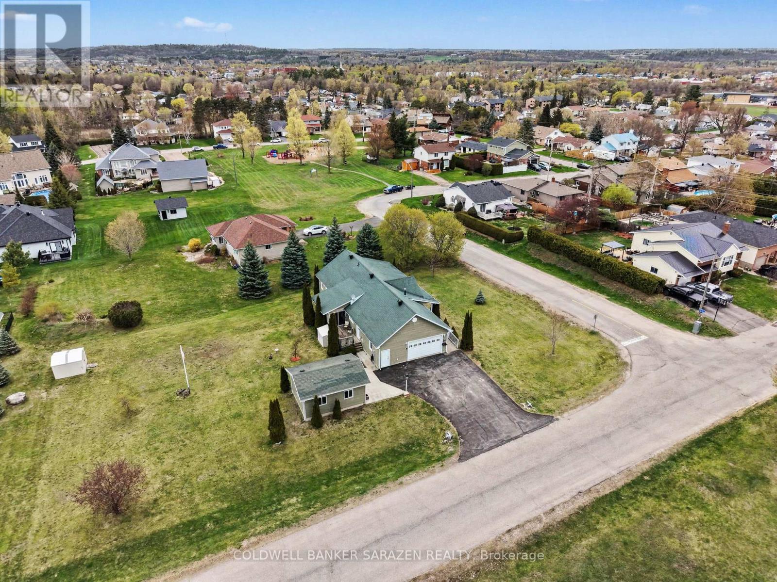 162 Erindale Avenue Property Photo 37