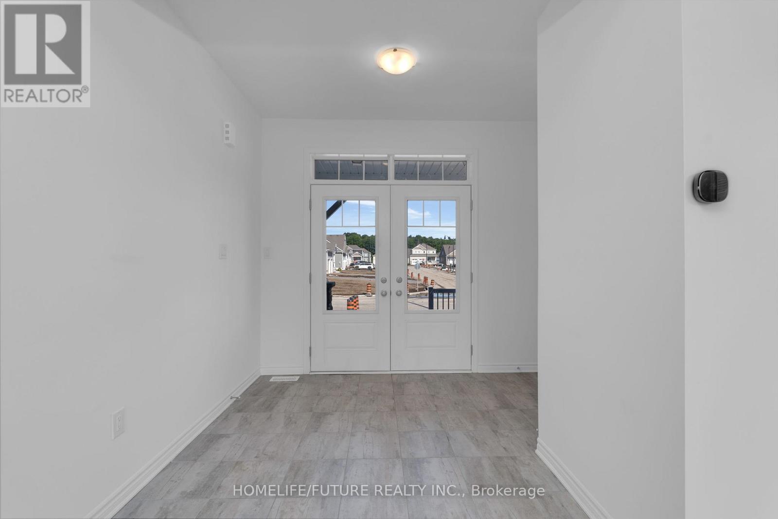 1 Dyer Crescent Property Photo 2