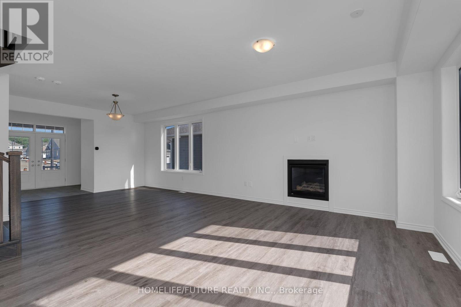 1 Dyer Crescent Property Photo 5