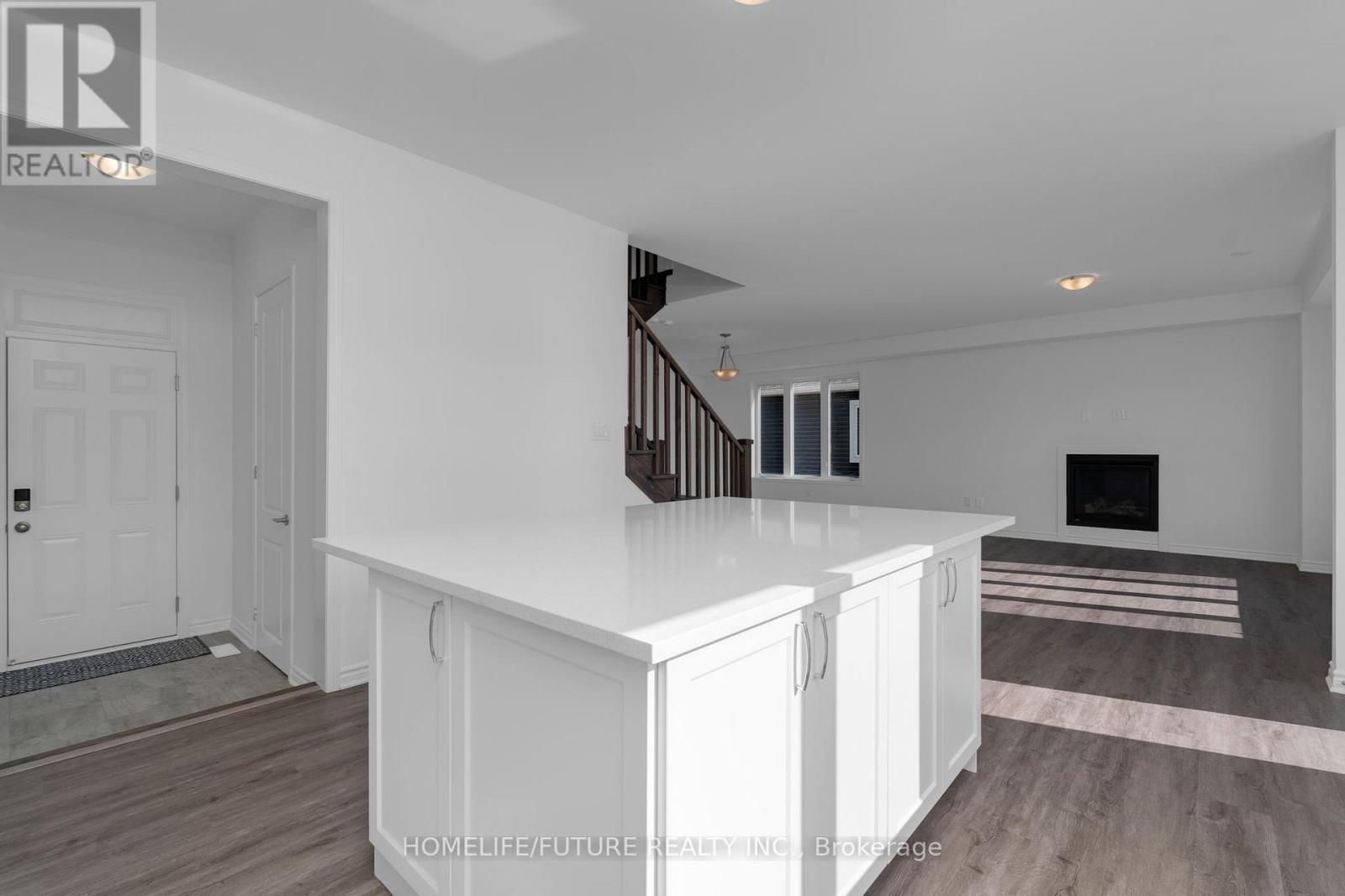 1 Dyer Crescent Property Photo 7