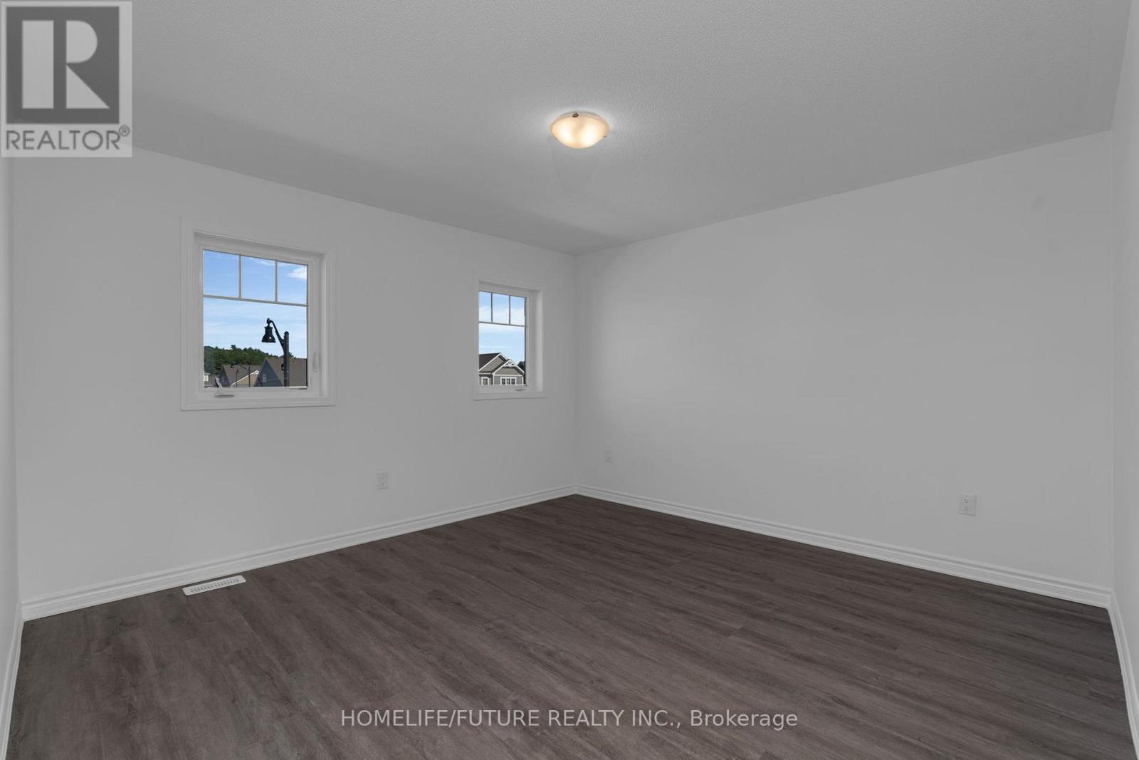 1 Dyer Crescent Property Photo 13