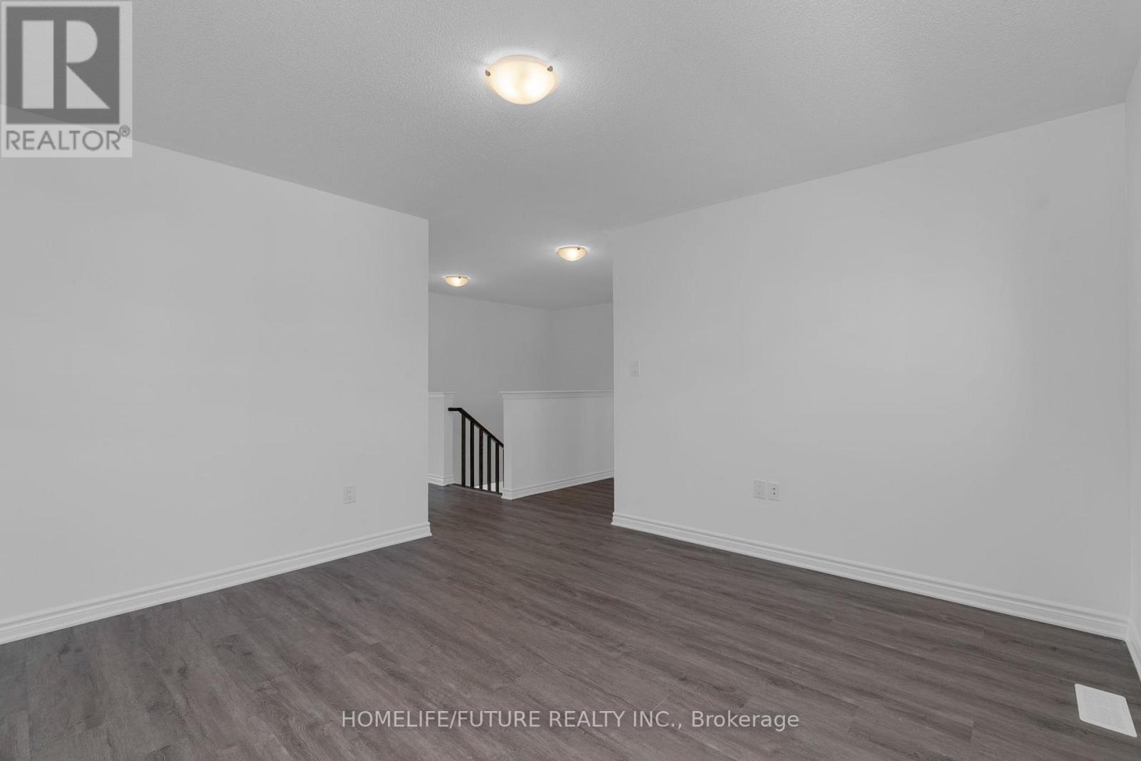 1 Dyer Crescent Property Photo 14